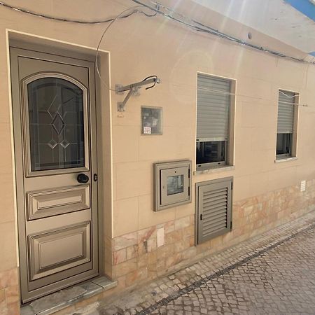 Avo Velha - Faneca Apartamentos Nazare Exterior photo